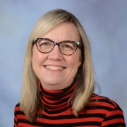 Kim Vetter headshot