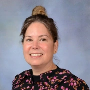Nicole Girth headshot